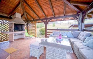 Awesome Home In Kraj Donji With Wifi - Donji Kraj - 9