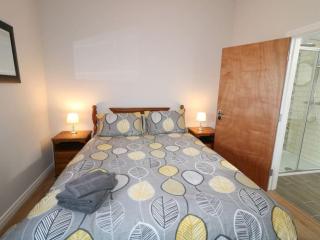 6 bed Cozy Victorian Cottage - 1