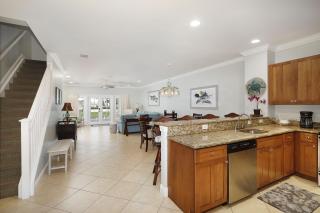 Waterfront luxury Villa 13 with sunset views and boat slip townhouse - Marathon - 8