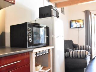Charmant Studio Mezzanine - Climatisé, Terrasse BBQ, Proche Plage et Commerces - 4 Couchages - FR-1-229-809 - Gruissan - 6