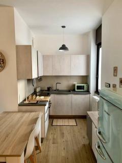 Appartamento con terrazzo sui tetti milanesi - Milán - 8
