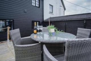 The Old Spa - 2 Bedroom Cottage - Pleasant Valley - Stepaside - 1