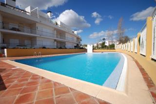 Terra Estreita 2BDR w Pool & Balcony - Santa Luzia - 0