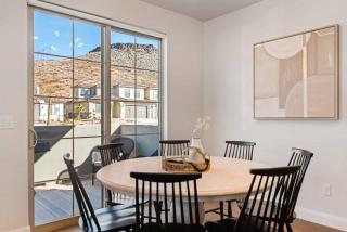 Life is Suite home - Washington - 3