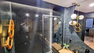 Apartament Czarna Perła z dużym tarasem NA Dachu 75m2 , PROJEKTOR ,garaż podziemny - 3