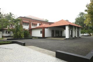Karapuram Village Resort & Spa - Mararikulam - 0