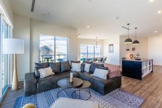 Spectacular 5 BR Luxury Condo with Rooftop Pool right on the Beach, Next to the Hangout! - Gulf Shores - 7