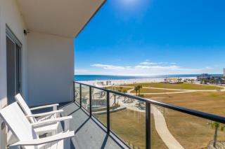 Elegant 4 BR Luxury Condo with Rooftop Pool Next to the Hangout - Gulf Shores - 2