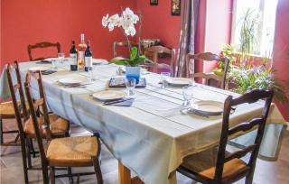 Cozy Home In La Souterraine - 3