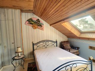 Villa à 100m de la Plage avec Jardin, Terrasse, et Proche Commerces - FR-1-361-95 - 3