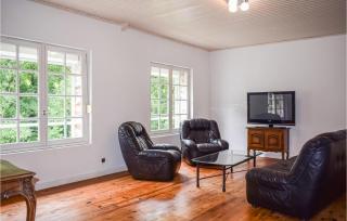 3 Bedroom Stunning Home In Langoat - Langoat - 9