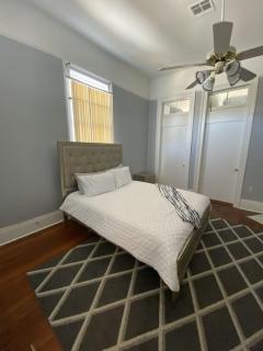 Historic Cottage 3 mins to the French Qtr. Sleeps 12 - New Orleans - 5