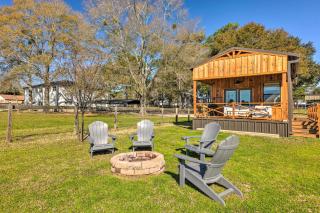 Steps to Lake Conroe Cozy, New-Build Cabin - Willis - 8