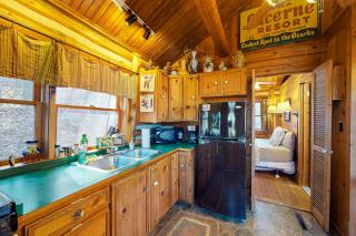 Lake Lucerne - Treehouse Cabin #01 - 3