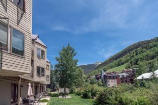 Ground Floor on River Trail, Walk to Ski condo - 7