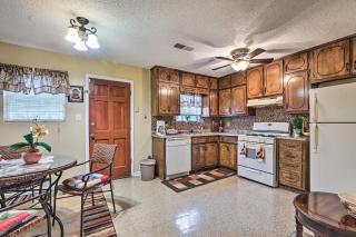Family Home Near Panola Mountain State Park! - - 4