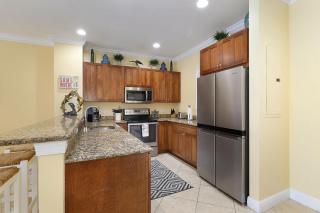 Waterfront luxury Villa 29 with sunset views and boat slip townhouse - 7