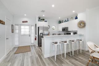 Waterfront luxury Villa 43 with spectacular sunset views and boat slip townhouse - Marathon - 5