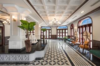 Grand Fleuve Boutique - 7