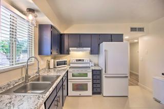 Bright and Sunny Tucson Hideaway with Backyard! - Tucson - 3