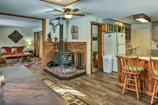 Private La Pine Cabin Rental 30 Mi to Bend! - La Pine - 2