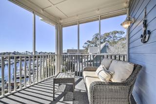 Spacious Southport Condo with Balcony! - Southport - 9