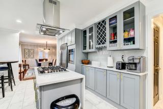 Luxurious Detroit Home - Walk to Golf and Park! - Detroit - 2
