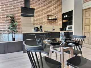 • L’Observatoire • Parking • Clim • Netflix • - 6