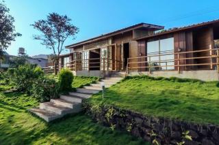 Stay Leisurely Norwegian Woods 6BHK Pawna Lake - Lonavala - 0