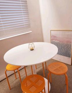 Sinchon Station Line 2 Exit 3 and 4 min three-room hongdae - Seoul - 7