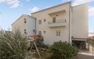 Pet Friendly Apartment - Jesenice - 3