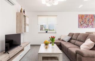 Beautiful Home In Kastav With Wifi - 6