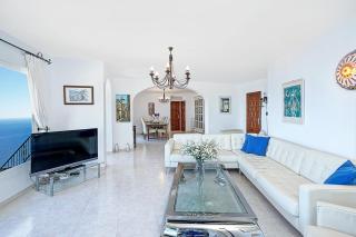 Breathtaking Seaside Villa with Heated Saltwater Pool & Panoramic Terraces - 4