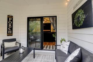 4 Bed 35 BA 1K 3Q 2T Sleeper Sofa Park 3 Cars Bikes & Beach Gear included - 2