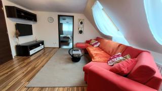 Apartmán Tajov pre 5-6 osôb, privatne parkovanie a terasa - Tajov - 7