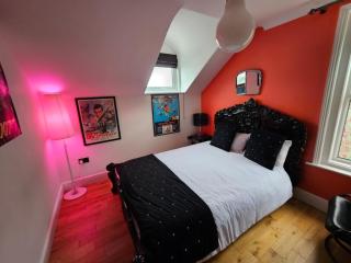 Southsea Royale James Bond 3 bed Cool Penthouse, seafront parking - Portsmouth - 2