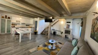 Cabana cu ciubăr din Larguta - Şinca Nouă - 0