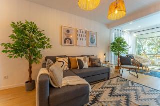 FLH Funchal Spacious Apartment with Balcony - Funchal - 0