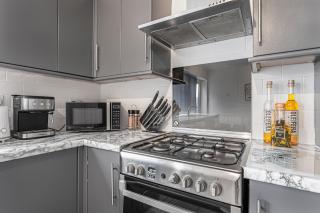 Comfort Zone - Yiewsley - 9