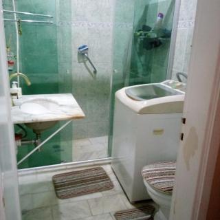 quarto pr até, 2 pessoas quarto não é suite, quarto só para dormir, banheiro compartilhado, com a dona d apto quarto com chave Obs não é apto inteiro - 7