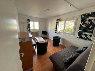 Logement neuf en face de la forêt. Accès cour. - Bagnoles de l'Orne - 5
