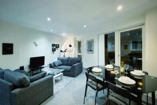 Two Bedroom Luxury Apt with film style - Swansea - 0