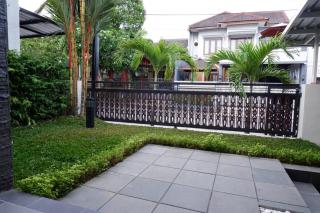 Blue Villa - Balikpapan - 6