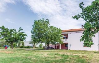 3 Bedroom Stunning Apartment In Pula - 5