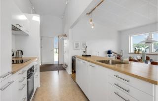 Stunning Home In Odder With Wifi - 2