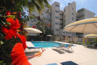 Sunflower Hotel Apartments - Larnaca - 3