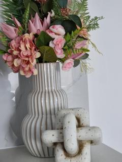 The Lux Guest House - Loganlea - 4