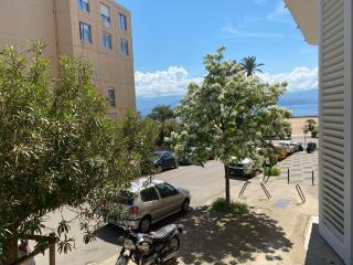 Studio neuf et lumineux - Ajaccio centre - Place Miot/Albert 1er - Ajaccio - 2