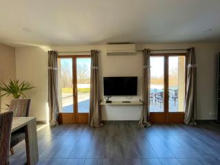 Maison spacieuse avec grand jardin et parking à 20 min de Lyon - Simandres - 9