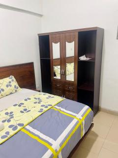 Van Der Salle - Flovan Plaza - 4